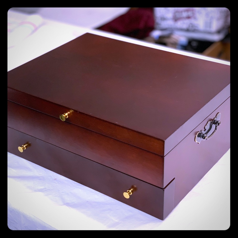 Reed & Barton Flatware/Jewelry Chest